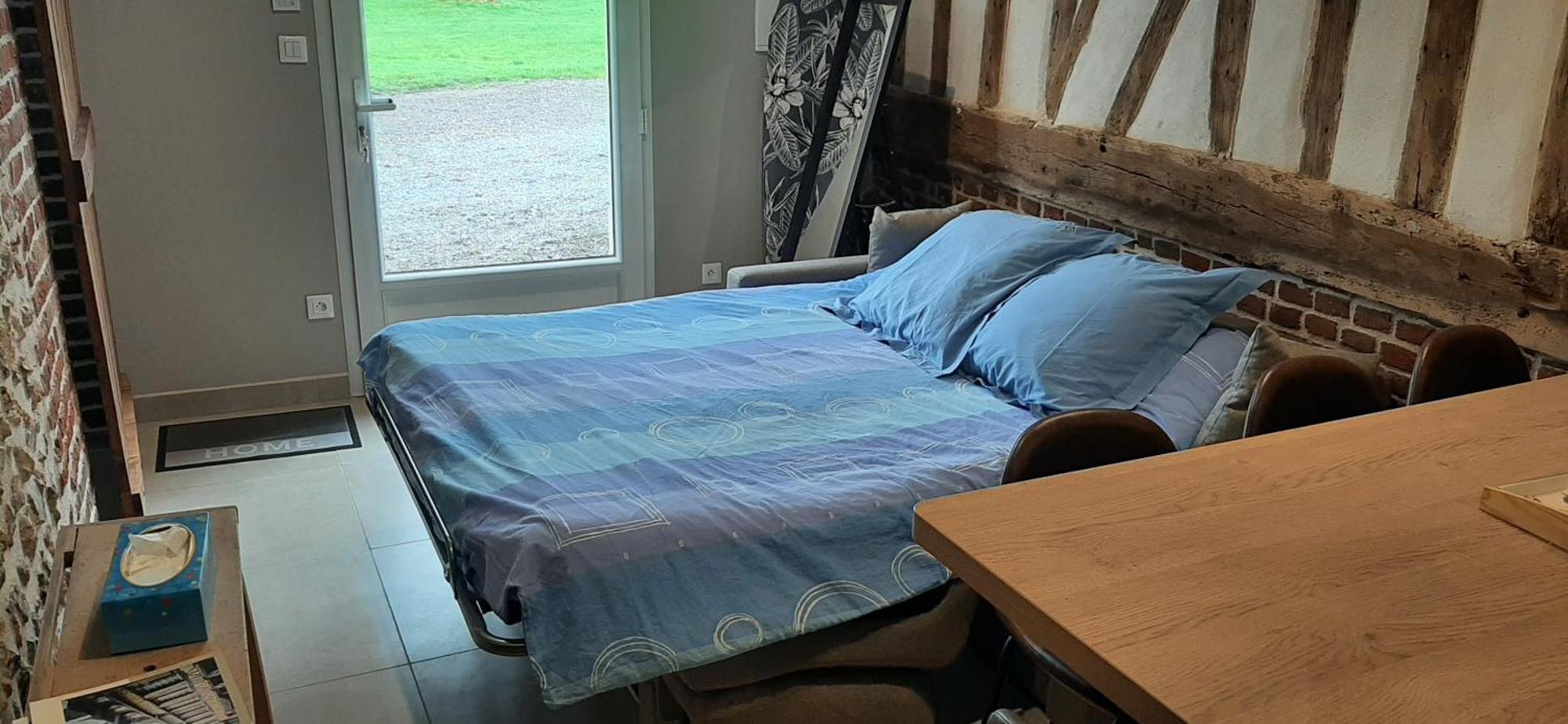Le Thuit - F2 Plain Pied Tout Equipe A La Ferme Charleval  Eksteriør bilde